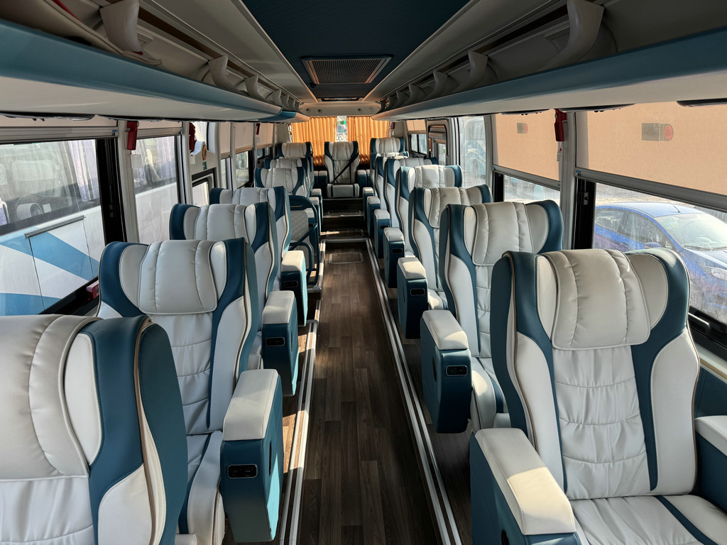 37座54座豪华旅游大巴